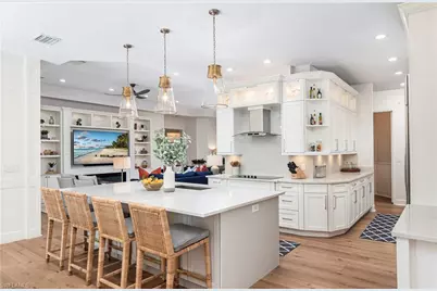 380 5th Ave N, Naples, FL 34102 - Photo 6