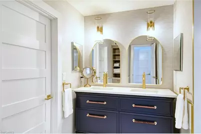 2389 Gulf Shore Blvd N #302, Naples, FL 34103 - Photo 20