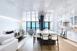 2389 Gulf Shore Blvd N, Naples, FL 34103 - Photo 2