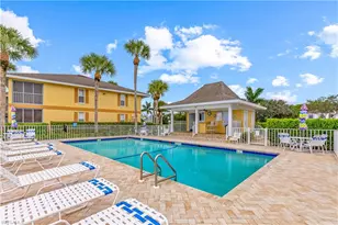 1295 Mainsail Dr, Naples, FL 34114 - Photo 30