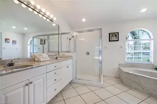 5110 Brixton Ct, Naples, FL 34104 - Photo 16