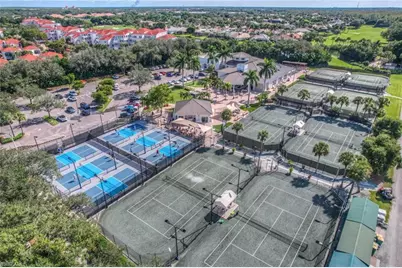 8821 Muirfield Dr, Naples, FL 34109 - Photo 30