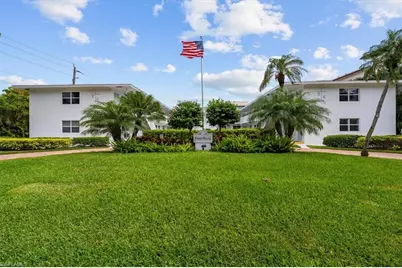 540 4th Ave S #13, Naples, FL 34102 - Photo 18