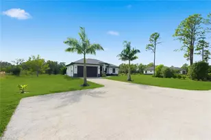 3362 56th Ave NE, Naples, FL 34120 - Photo 2