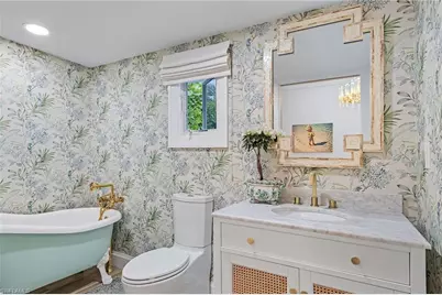 725 2nd St S, Naples, FL 34102 - Photo 12