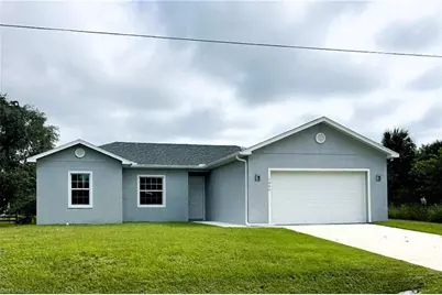 425 Mercedes Ct, Lehigh Acres, FL 33972 - Photo 1