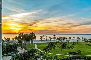 4021 Gulf Shore Blvd N, Naples, FL 34103 - Photo 16