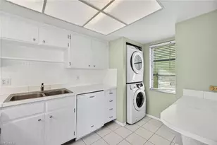 1400 Pompei Ln, Naples, FL 34103 - Photo 10