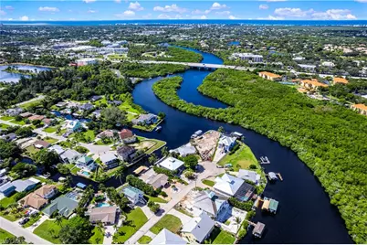 27189 Gasparilla Dr, Bonita Springs, FL 34135 - Photo 6