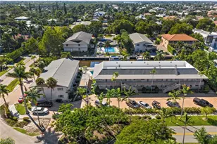 1686 Blue Point Ave, Naples, FL 34102 - Photo 28