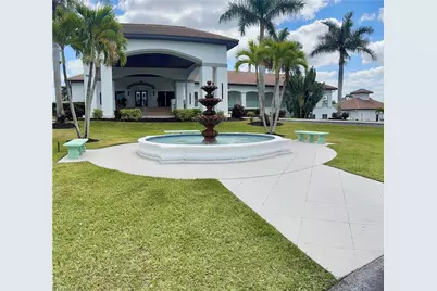 9909 Casabella Way, Bonita Springs, FL 34135 - Photo 44