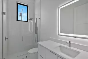 1317 Cypress Woods Dr, Naples, FL 34103 - Photo 12