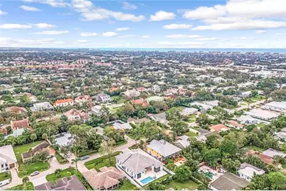 1317 Cypress Woods Dr, Naples, FL 34103 - Photo 24