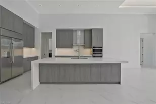 1317 Cypress Woods Dr, Naples, FL 34103 - Photo 6