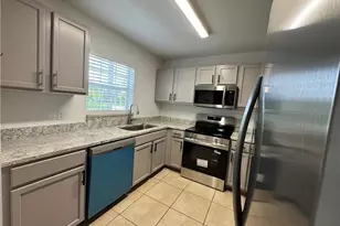 9093 Gervais Cir, Naples, FL 34120 - Photo 4