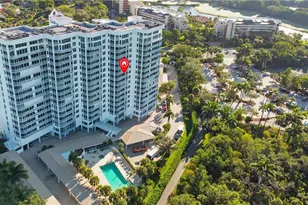 6361 Pelican Bay Blvd, Naples, FL 34108 - Photo 32