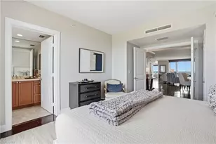 1050 Borghese Ln, Naples, FL 34114 - Photo 24