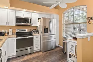 350 Newport Dr, Naples, FL 34114 - Photo 6