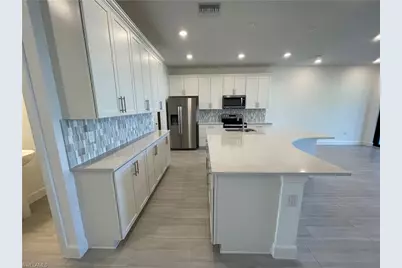 4149 Sonoma Oaks Cir, Naples, FL 34119 - Photo 2