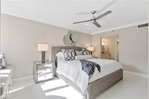 4251 Gulf Shore Blvd N, Naples, FL 34103 - Photo 18
