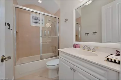 6076 Dogleg Dr, Naples, FL 34113 - Photo 12