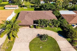 1337 Wisconsin Dr, Naples, FL 34103 - Photo 30