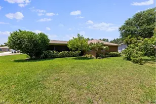 2219 SE 8th St, Cape Coral, FL 33990 - Photo 38
