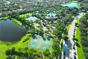 2029 Fairmont Ln, Naples, FL 34120 - Photo 36