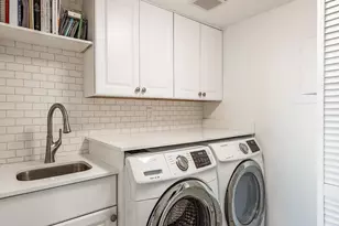 222 Harbour Dr, Naples, FL 34103 - Photo 14