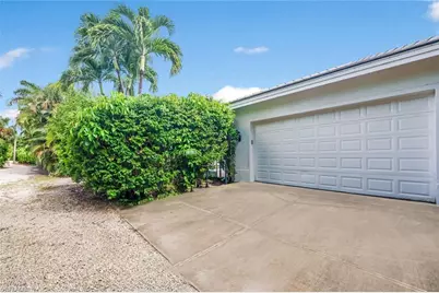 600 6th Ave N, Naples, FL 34102 - Photo 44