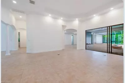 600 6th Ave N, Naples, FL 34102 - Photo 8
