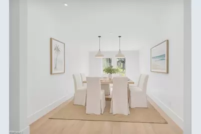 5253 Sycamore Dr, Naples, FL 34119 - Photo 12