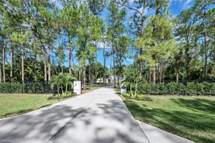 5253 Sycamore Dr, Naples, FL 34119 - Photo 2