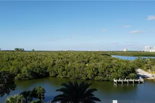 15 Bluebill Ave, Naples, FL 34108 - Photo 16