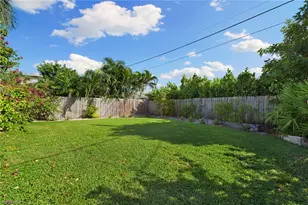 520 99th Ave N, Naples, FL 34108 - Photo 26