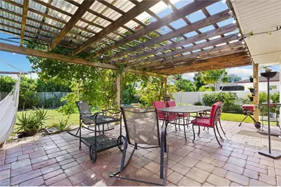 520 99th Ave N, Naples, FL 34108 - Photo 22