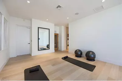 81 Seagate Dr #PH20, Naples, FL 34103 - Photo 24