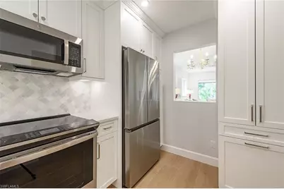 301 Ridge Dr, Naples, FL 34108 - Photo 6