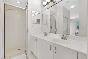 2300 Carrington Ct, Naples, FL 34109 - Photo 20