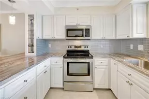 575 Club Side Dr, Naples, FL 34110 - Photo 20