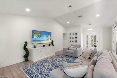 1020 19th St SW, Naples, FL 34117 - Photo 8