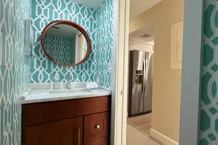 800 River Point Dr, Naples, FL 34102 - Photo 26