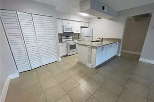 5323 Summerlin Rd, Fort Myers, FL 33919 - Photo 4