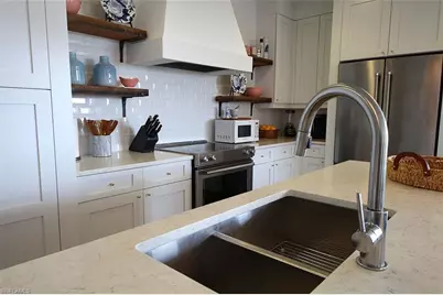 1035 3rd Ave S #411, Naples, FL 34102 - Photo 16