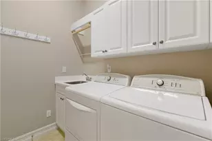 6097 Dogleg Dr, Naples, FL 34113 - Photo 18