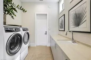 16647 Isola Bella Ln, Naples, FL 34110 - Photo 30