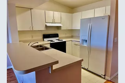 8274 Key Royal Cir #1032, Naples, FL 34119 - Photo 4