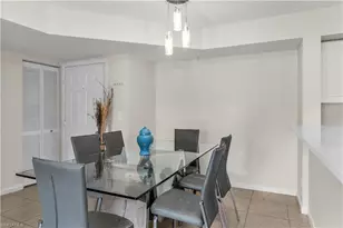1230 Wildwood Lakes Blvd, Naples, FL 34104 - Photo 4