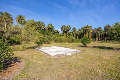 1240 Mingo Dr, Naples, FL 34120 - Photo 22