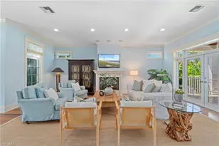 645 Broad Ave S, Naples, FL 34102 - Photo 10